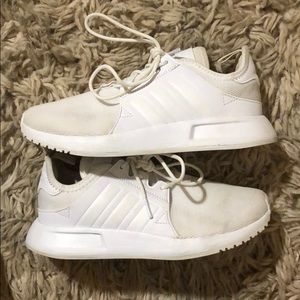 White adidas kids size 4